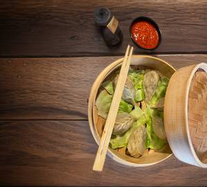 Cheese Steam Chicken Momos [6 Pcs]
