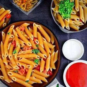 Chicken pasta red