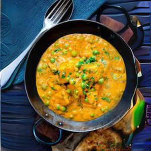 Cheese Peas Curry