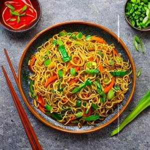 Veg Singapore Noodles 