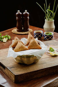 Chicken Samosa [3 Pieces]