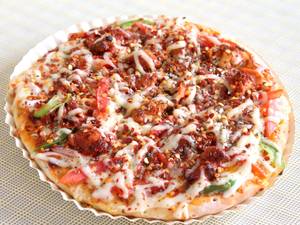 Spicy Chicken Pizza