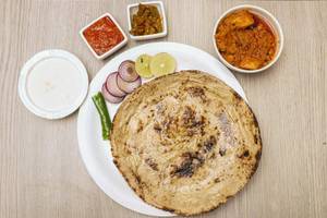 Aloo Pyaz Paneer Sabji with Bejad Roti