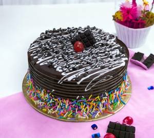 Choco Chips Dark Cake