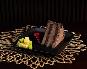 Chocolate Ganache Cake