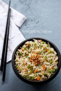 Burnt Garlic Fried Rice With Choice Of Selection [Vegetable]