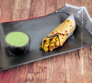 Chicken Cheese Egg Roll