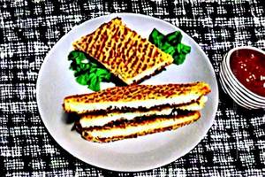 Cheese cottage sandwich