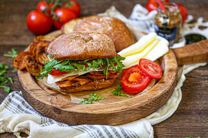 Chicken Tomato Italiano Sandwich [26 Grams Protein]