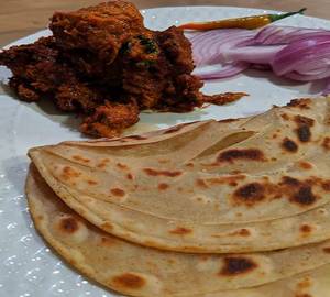 Laccha Paratha (2 Pcs) Chicken Boti Kabab (8 Pcs)