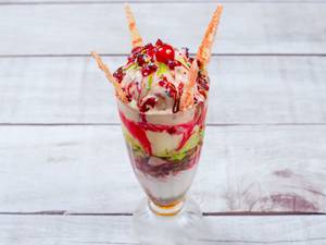 Mix Fruit Blossom Double Sundae