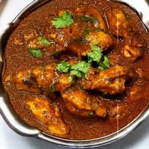 Chicken Mutter Bala 