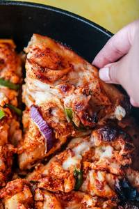 Tandoori Chicken Pizza
