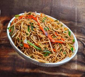 Veg Hakka Noodles