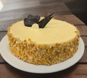 White nuts cake(1 kg)