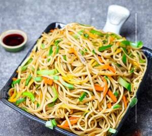 Veg Hakka Noodles