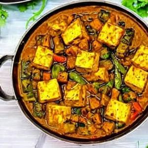 Matar Paneer