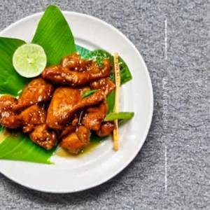 Indonesia Ginger Chicken