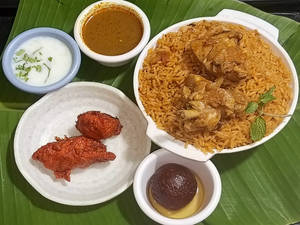 Ambur Chicken Dum Biryani+Kabab+Gulab Jamun [1 Piece] And Raita