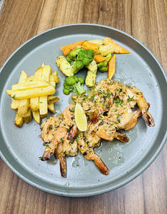 Butter Garlic & Madeira Prawns