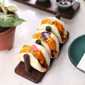 Bbq Roasted Chicken Bao