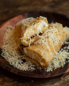 Crispy Cheese Frankie Roll
