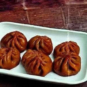 Coren Momos
