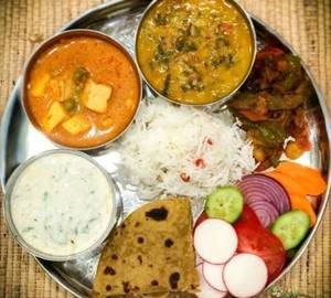 Special Veg Panner Thali
