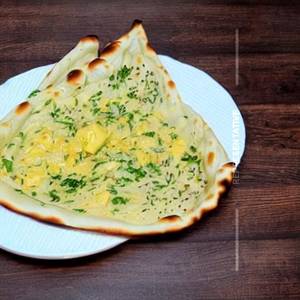 Butter Cheese Garlic Naan