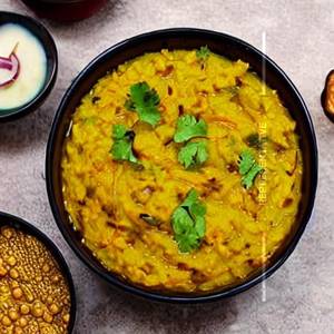 Kolapuri Dal Masala Khichdi