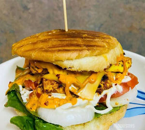 Tandoori Paneer Tikka Burger