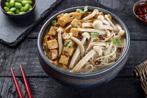 Crumbled Tofu & Peanut Ramen