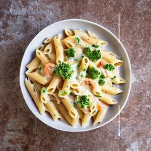 White Sauce Prawn Pasta