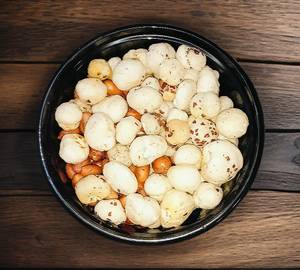Fried makhana and peanut