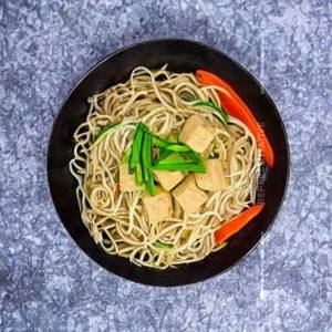 Hakka Saka Noodle [Paneer]