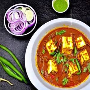 Aloo Paneer Handi