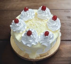 White forest cake