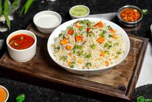 Paneer Garlic Fried Rice