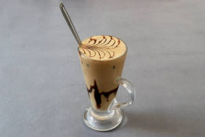 Chocolate cold coffee