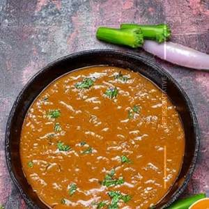 VEG CORMA CHAAP GRAVY Half