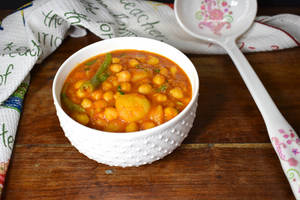 Aloo Chola