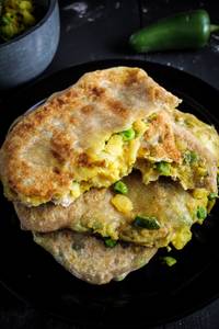 Peas Stuffed Naan