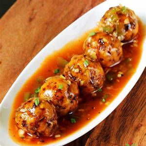 Veg Manchurian [8 Pcs]