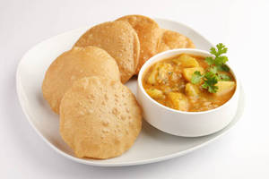 Puri Bhaji (4 Piece)