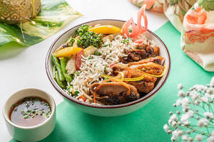 Veitnamese Chicken Bowl