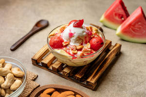 Fruit Salad With Icecream
