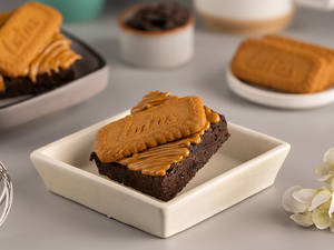 Eggless Biscoff Brownie