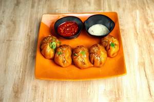 Pork momos