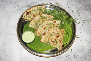 Aaloo Kulcha