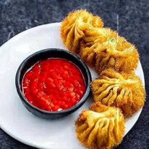 Crumble fried paneer momo                                                                                                                                                              